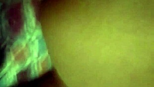 Icey Candi Twerks On Dick