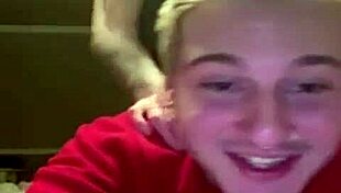 Blonde Teen Shows Tits On Periscope!