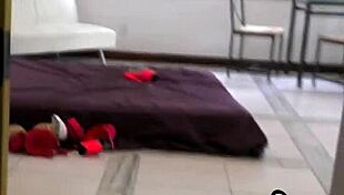 Tattooed babe intensely banged sideways on the floor