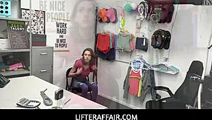 ทริสตัน แซมเมอร์ส เสน่ห์ตำรวจจิโอวานนี ฟรานเชสโก ในเรื่องรักในออฟฟิศ