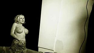 Blonde Pornstar Savannah Gold Gets Fucked In Food With Facial