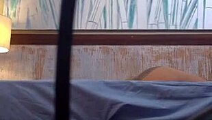 Multiple guys get multiple orgasms out of amateur babe