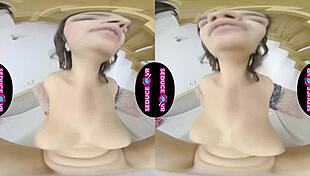 staying in with model sofia lee, babe masturbates to orgasm