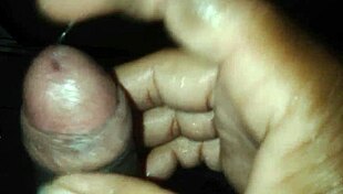 Eu No Banheiro Masturbando