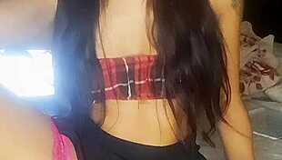 bia shows off her pussy solo