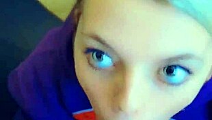 Getting head from my neighbor's gorgeous 19yo daughter in my apartment