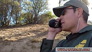 Розововолосая пухлая блондинка 18+ получает жесткий анал с агентом