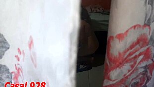 Levei a Esposa à Favela e Novinho Dotado Arrombou Ela com Vontade