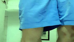 Valentina travesti uses dildo for anal assfucking play