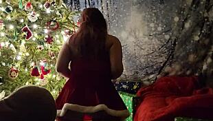 Big tit british milf enjoys a 69 and getting pounded in a live show