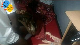 busty ebony wants dick for squirting bareback homemade fun 💦