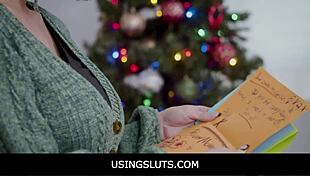 The Christmas miracle: milf freeuse?