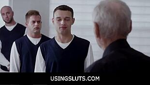 The Christmas miracle: milf freeuse?