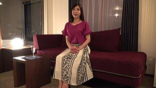 Asian amateurs engage in intense sex