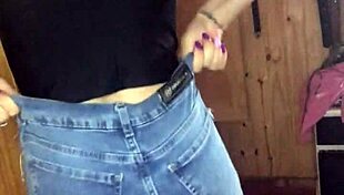 Spying on sexy neighbor Karelyz Rios in Mexico 😏