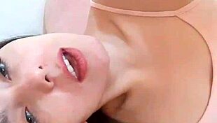 i woke up so horny, straight to fingering my wet pussy