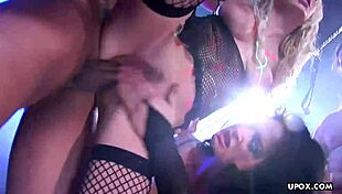 milfs hillary scott and tory lane dive into wild foursome