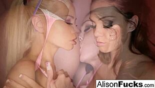 Alison Tyler is fucking that hot blonde so hard! 😍