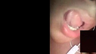 Hot girl performs on webcam