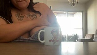 SAFADA MARY JHUANA SHOWING NATURAL TITS!