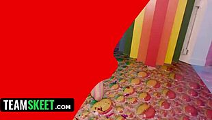 Satine Summers And Chad Alva Fuck In Clown Cosplay With Spanking And Hardcore Action In Fishnets