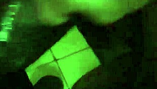 Wah, Permainan Kepalanya yang Becek Itu Luar Biasa