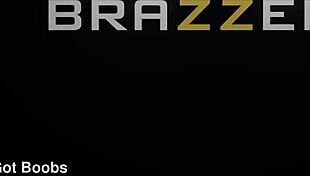 moja przyjaciółka mama Lexi Luna bierze kutasa w dziką transmisję Brazzers