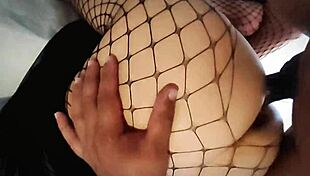 Hot young girl tight pink pussy anal plug 😘