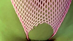 Look at that tight pussy in vacuum leggings, showing everything off provocatively!