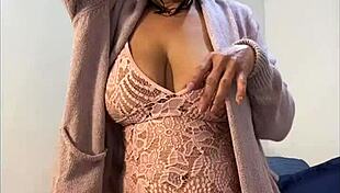 Anna Maria Shows Off New Pink Lingerie