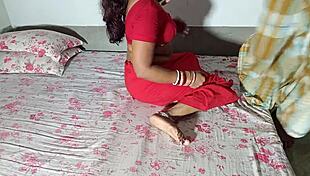 Bhabhi Desa Dipaksa Seks Keras Rumahan oleh Penjual Telur Aksi XXX