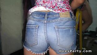 Nasty Amateur Babes Party On Two Dicks