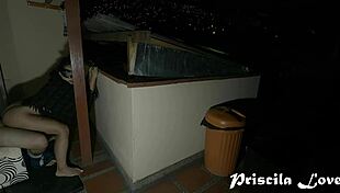 Hot lovers fuck outdoors at night!