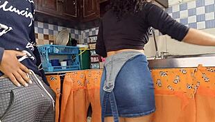 hey, my stepbro cleaned the kitchen so i let him fuck me doggystyle 😏