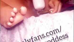 sexy thot plays with dildo, squirts and creams all over