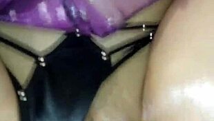 Cazador De Brujas Empomando Y Llenando De Leche A Una Brujita Muy Trola Que Se Encontro En El Bosque