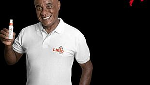 Morena wife sucking cock and cumshot while husband works