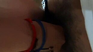 Viene A Pedir Azucar Pero Tiene Que Ganarsela Con Sexo Amateur