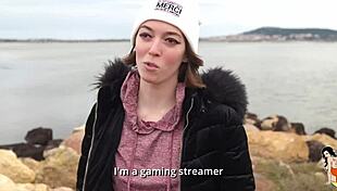 Game streamer Daisy gets hard assfuck