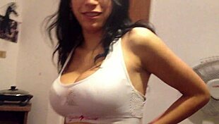 amateurs enjoying taking the lechita in fun scene