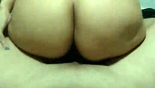 The safado pulled aside my shorts and fucked my pussy hard