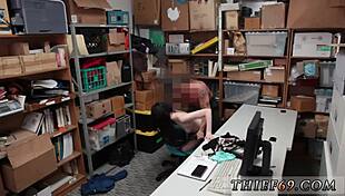 Teen Feet And Curves Split On Dick As Suspect Gets Caught By Police