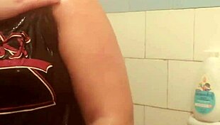 strange fetish for wet arm part 1