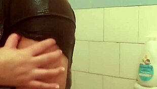 strange fetish for wet arm part 1