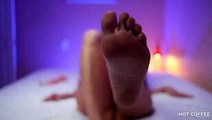 i finger my big ass dry and tease feet...