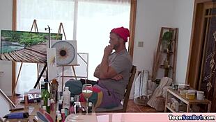 Painter dude fucks his gf and model together 😏