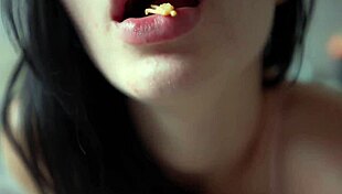 Giantess Girlfriend Dominates with Sexy Ass Play