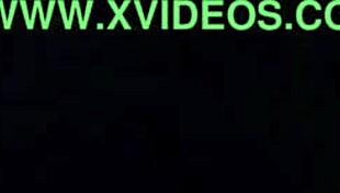 Amateurs engage in exciting sex in the car!