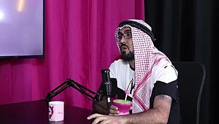 he overcomes prejudice and joins a couple exploring bisexuality in a room, but swing isn't prostitution - elquer carlos sheer red