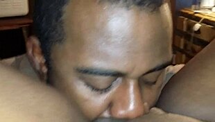 20150112 172733 pussy close-up